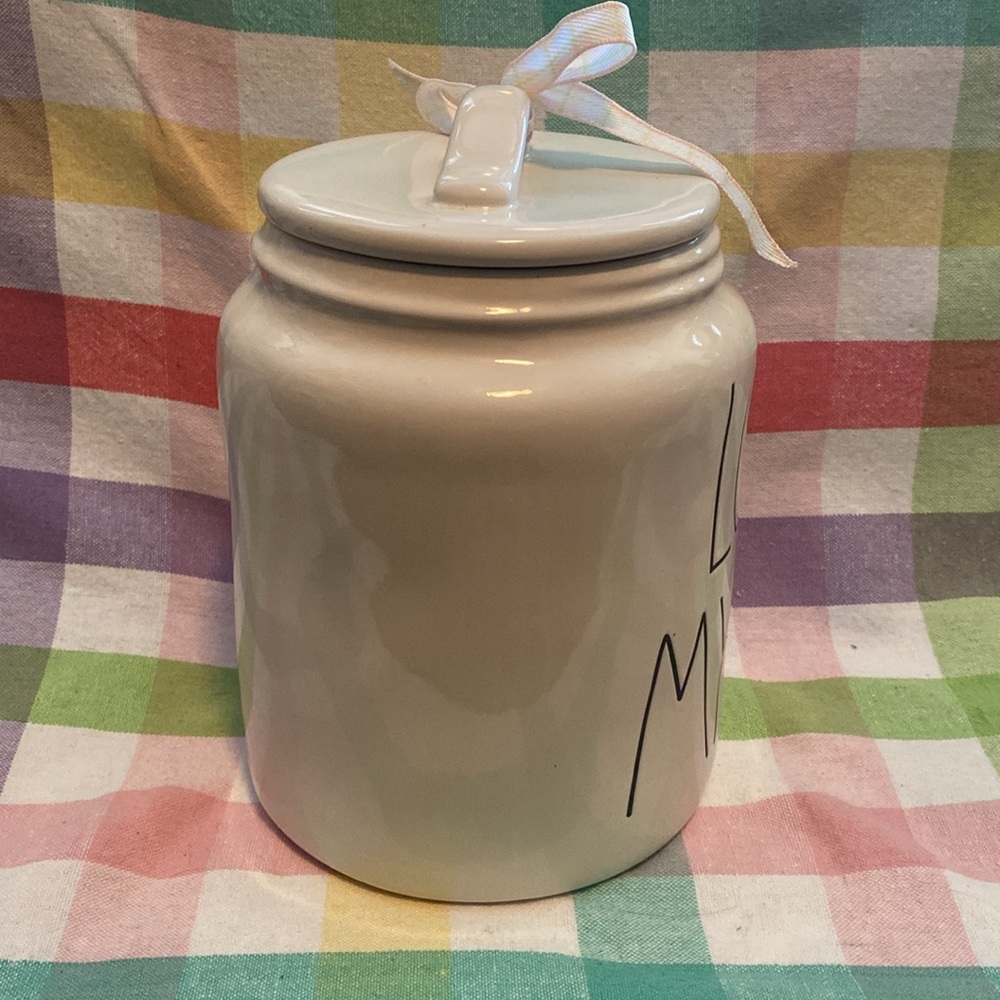 Rae Dunn LOVE MY PEEPS Canister - Picture 4 of 8